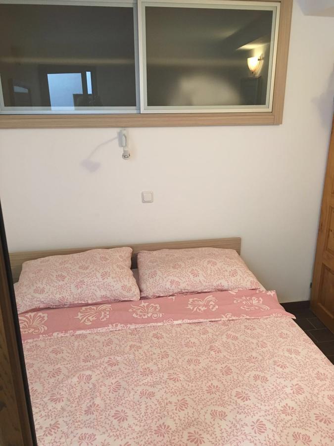 Apartman Toni Tribalj Exteriör bild
